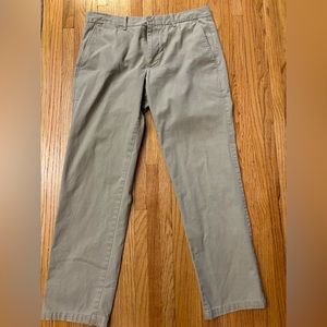 Men’s Gap Straight Fit Khakis